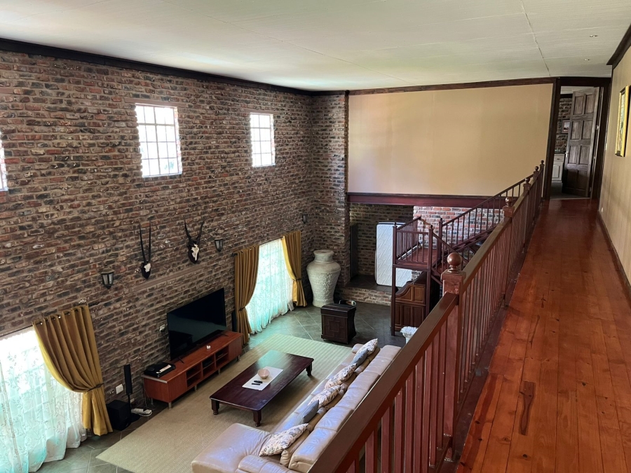 6 Bedroom Property for Sale in Bainsvlei Free State